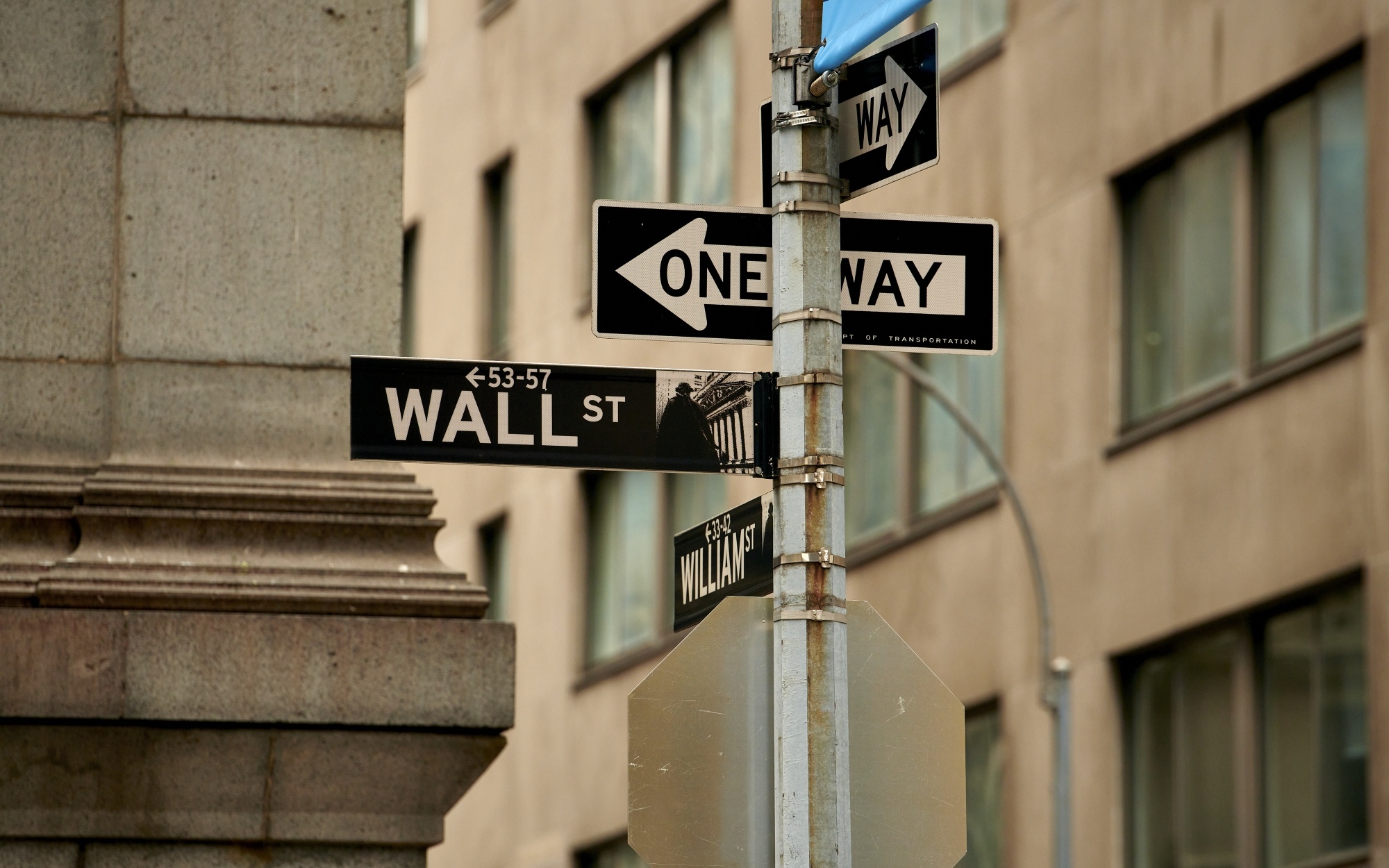 European Fund Group warns of nearly 40% of daily FX deals at risk in U.S. settlement reform.
Image Source: Bloomberg